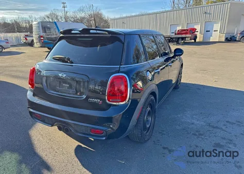 2015 Mini Cooper S z USA, uszkodzony, nr VIN WMWXU3C52FT892266